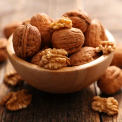 English Walnut Tree 9 English Walnut Tree -GreenNest Store English Carpathian Walnut 2 FGT